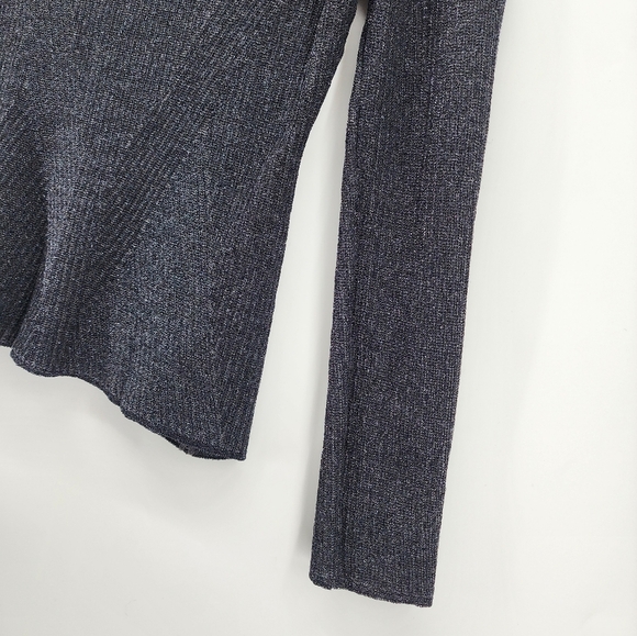 St. John Couture Black Metallic V-Neck Long Sleeve Knit Blouse Size 2 - Picture 5 of 8